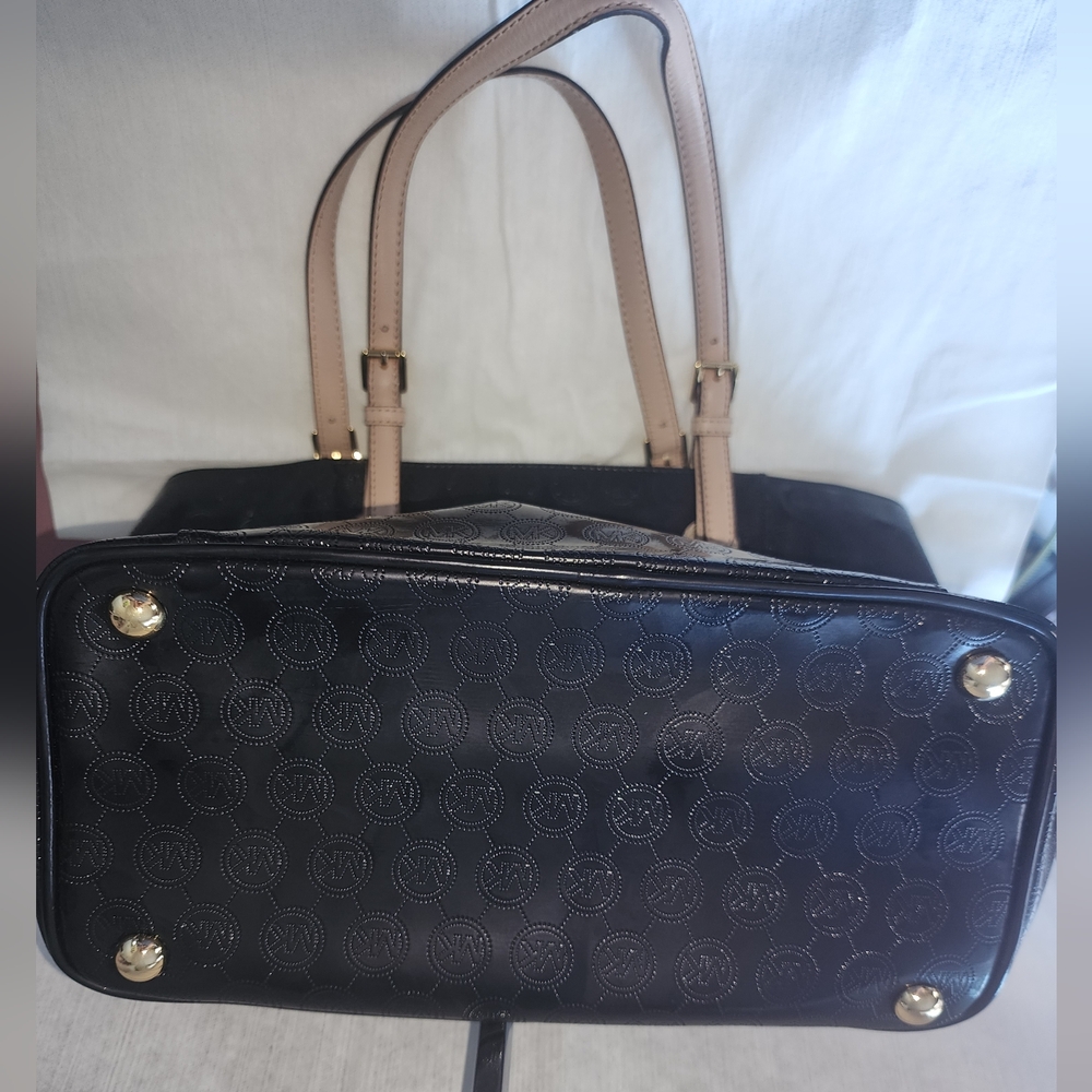 Michael kors Tote - Picture 7 of 11